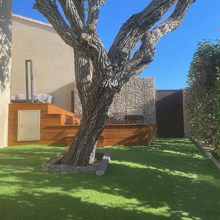 Logement Avec Jacuzzi Joucas Buitenkant foto